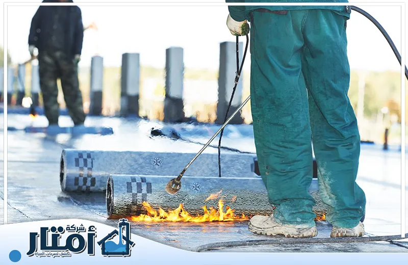 طريقة عزل الاسطح من الماء والحرارة والرطوبة